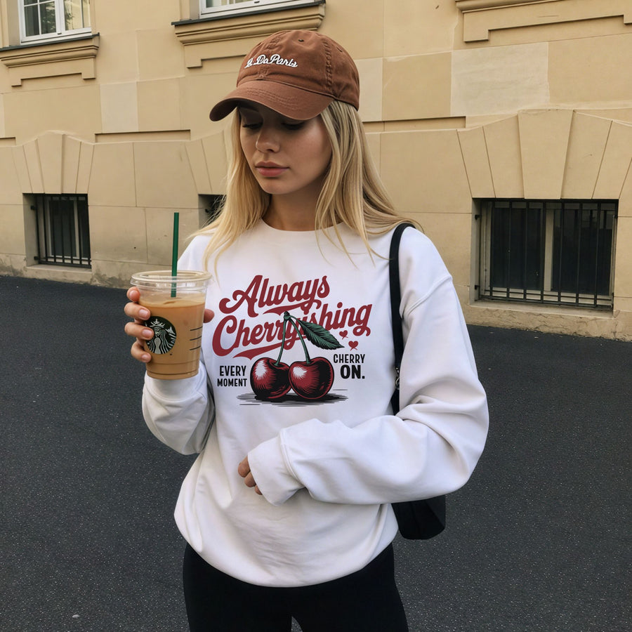 Look urbano con sudadera sin capucha Always Cherishing blanca